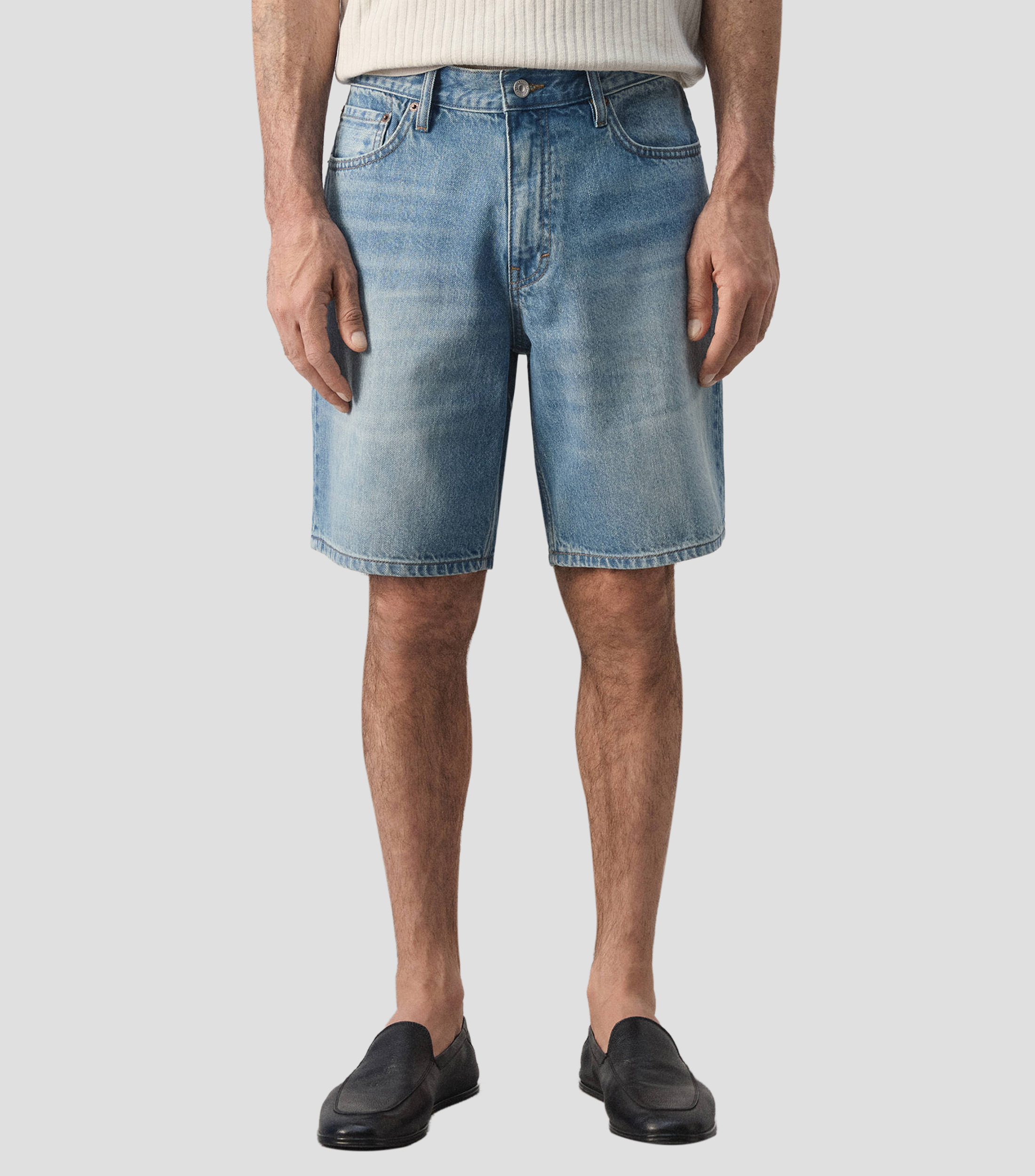 Bermuda en mezclilla deslavada Hombre